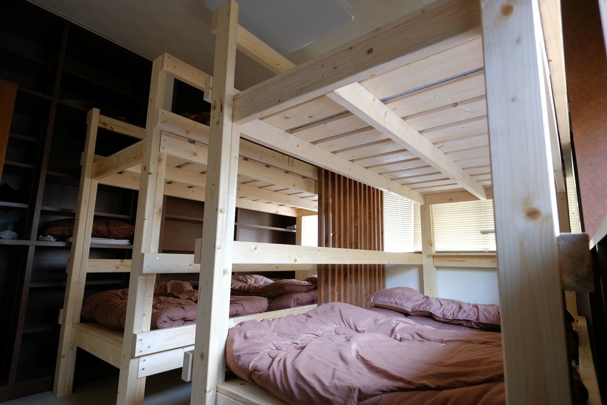 Tokiwa Kamakura Backpackers Hotel Exterior photo